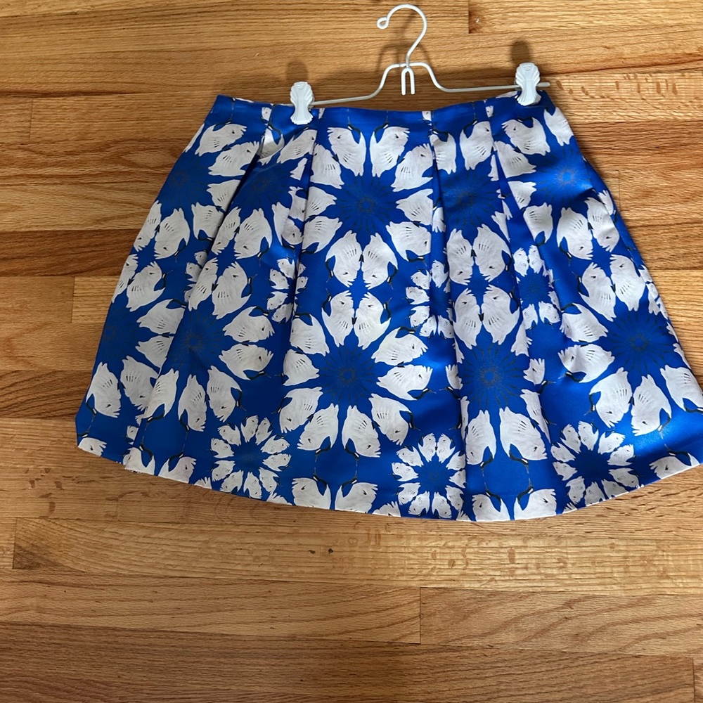 Alice and Olivia blue swan skirt